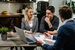 Read more about the article What Families Should Understand Before Choosing an Estate Planning Attorney